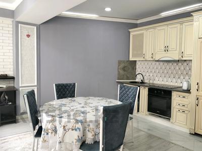 2-комнатная квартира · 65 м² · 5/10 этаж, Курмангазы 97 — Центральный стадион. Абая Сейфуллина за 25 000 ₸ в Алматы, Алмалинский р-н