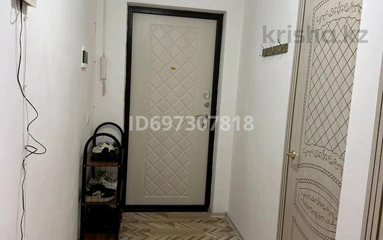 2-комнатная квартира · 54 м² · 2/5 этаж, 15 мкр 34 за 120 000 ₸ в Таразе — фото 2