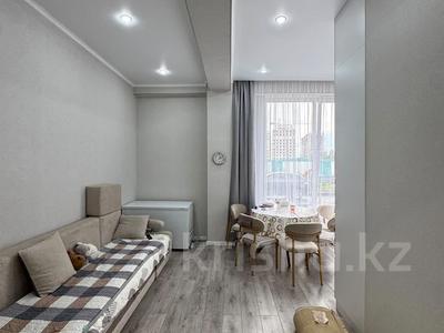 3-бөлмелі пәтер · 82.2 м² · 1/9 қабат, Ильяса Есенберлина 92, бағасы: 49 млн ₸ в Усть-Каменогорске