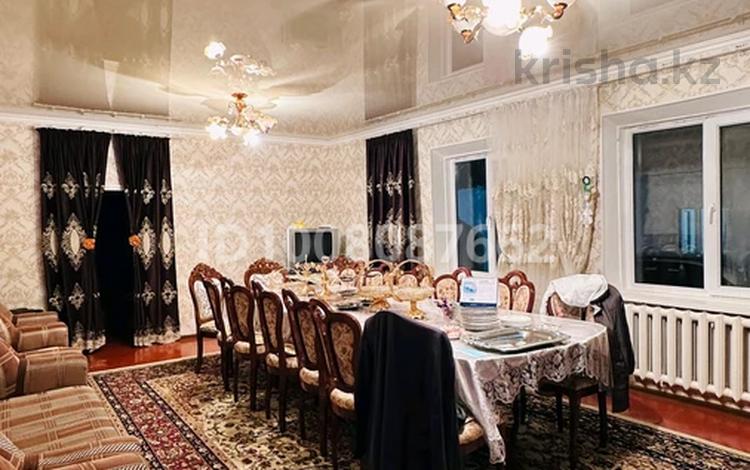 Отдельный дом · 5 комнат · 150 м² · 10 сот., Алма Оразбаева 7 — Центральный стадион за 13 млн ₸ в Бауыржан Момышулы — фото 2