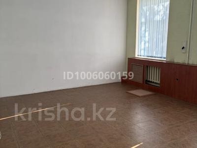 Офисы, медцентры и аптеки, образование · 23 м² за 165 600 〒 в Караганде, Казыбек би р-н
