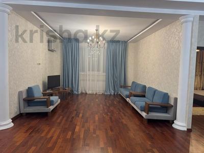 4-комнатная квартира · 180 м² · 4/6 этаж, мкр Горный Гигант, Жамакаева за 700 000 〒 в Алматы, Медеуский р-н