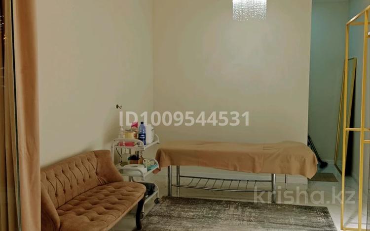 Салоны красоты · 20 м² за 100 000 ₸ в Алматы, Медеуский р-н — фото 3