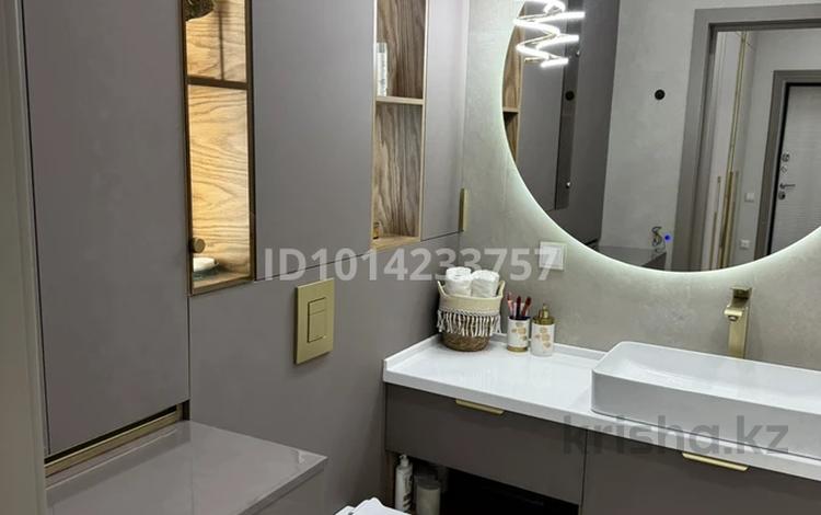 2-комнатная квартира · 70 м² · 9/10 этаж, мкр. Алтын орда, Алия Молдагулова 66 Б за 35 млн ₸ в Актобе — фото 2