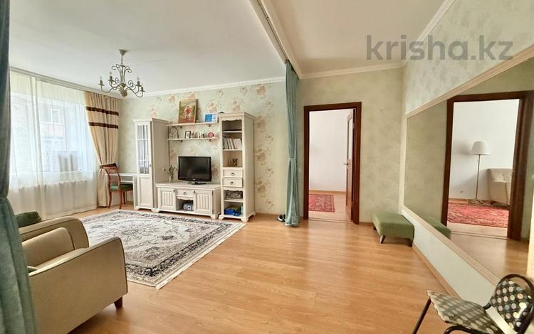 2-бөлмелі пәтер · 60 м² · 2/9 қабат, Иманбаевой 3, бағасы: 34 млн ₸ в Астане, р-н Байконур — фото 2