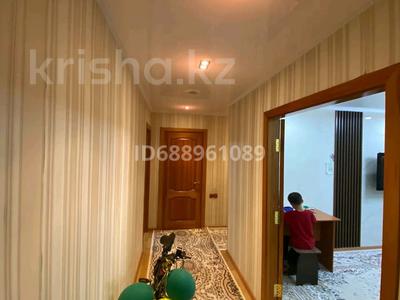 3-бөлмелі пәтер · 70 м² · 6/9 қабат, Камзина 27, бағасы: 15.3 млн ₸ в Аксу
