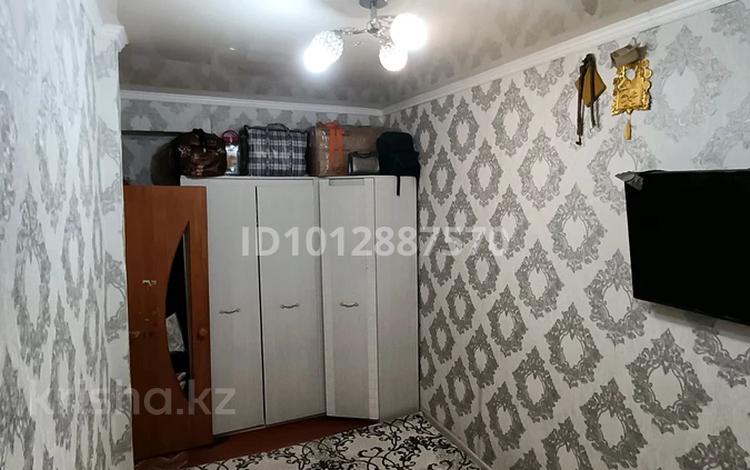 1-комнатная квартира · 30 м² · 2/2 этаж, Ескалиева 79 за 10 млн ₸ в Уральске — фото 2