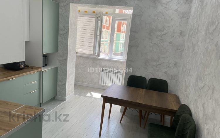 2-бөлмелі пәтер · 65 м² · 2/6 қабат, 38-й мкр, 38 мкрн 8, бағасы: 25 млн ₸ в Актау — фото 12