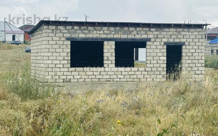 Отдельный дом · 1 комната · 60 м² · 10 сот., Республики 412 за ~ 7 млн ₸ в Хромтау — фото 2