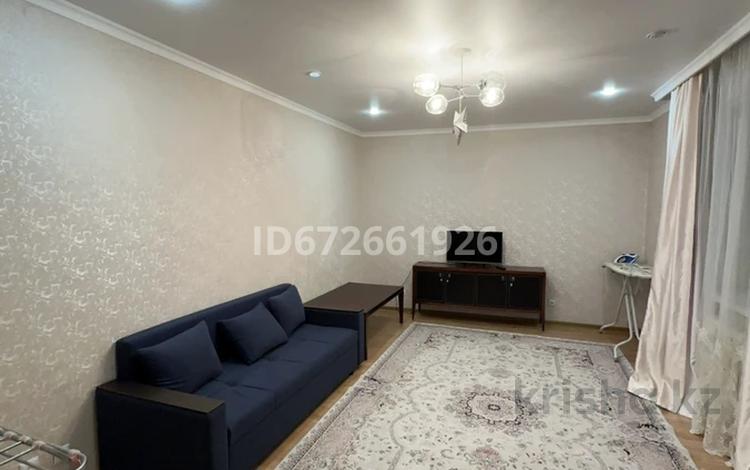 1-бөлмелі пәтер, 50 м², 6/10 қабат ай сайын, Аманжолова 32 — Байтурсынова, бағасы: 160 000 〒 в Астане, Алматы р-н — фото 20