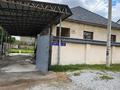 Отдельный дом · 7 комнат · 320 м² · 10 сот., мкр Самал-1, Мкр Самал, шұғыла, Ізетті көшесі 38 — Өтегенова, Самал базар за 68 млн ₸ в Шымкенте, Абайский р-н