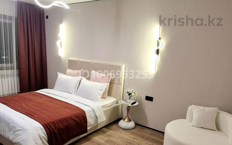 2-комнатная квартира · 55 м² · 10/10 этаж, Молдавская 2/1 за 18 000 ₸ в Уральске, мкр Школьник — фото 2