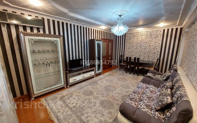 3-бөлмелі пәтер · 105 м² · 5/9 қабат, мкр Аксай-1А, Мкр. Аксай 32, бағасы: 350 000 ₸ в Алматы, Ауэзовский р-н — фото 2