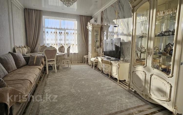 3-бөлмелі пәтер · 86 м² · 4/5 қабат, Кенжина 1/1 блок А, Б, бағасы: 53 млн ₸ в Караганде, Казыбек би р-н — фото 2