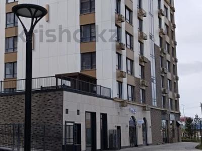 3-комнатная квартира · 120 м² · 5/9 этаж, Исатай Тайманова 42А — Жарбосынова за 1.3 млн 〒 в Атырау