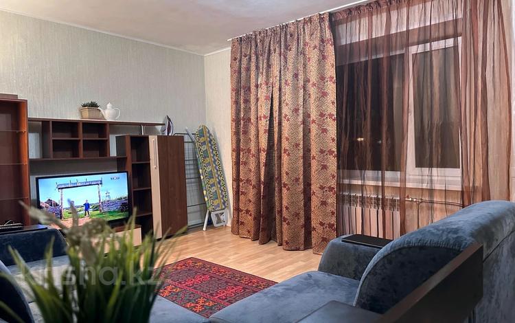2-комнатная квартира · 55 м² · 6 этаж, Казахстан 68 — Кинотеатр юбилейный за 18 000 ₸ в Усть-Каменогорске, Ульбинский — фото 2