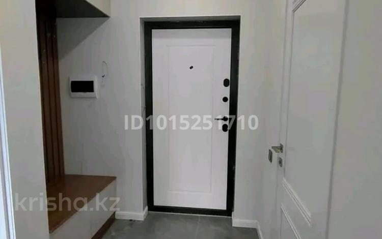 2-комнатная квартира · 38.5 м² · 9/12 этаж, Ахмет Байтурсынулы 61 за 260 000 ₸ в Астане, Сарайшык р-н — фото 2