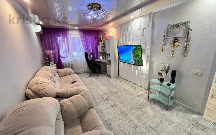 2-бөлмелі пәтер · 45 м² · 4/4 қабат, №1 ш/а. — Улугбека, бағасы: 300 000 ₸ в Алматы, Ауэзовский р-н — фото 2