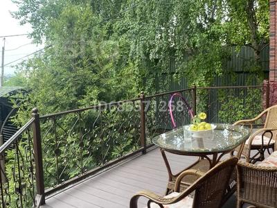 Отдельный дом · 5 комнат · 270 м², мкр Думан-1 43 за 1.2 млн ₸ в Алматы, Медеуский р-н