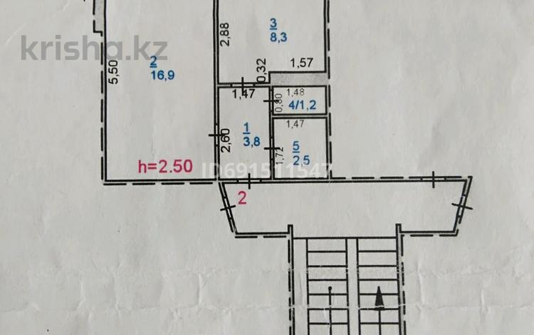1-комнатная квартира, 32.7 м², 1/5 этаж, Набережная 47 — 10 мкрн за 6.5 млн 〒 в Аксу — фото 2