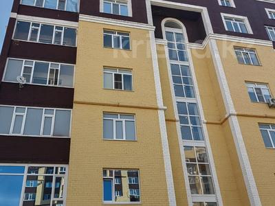 2-комнатная квартира, 90.4 м², 4/5 этаж, мкр. Алтын орда 21а за 22.7 млн 〒 в Актобе, мкр. Алтын орда