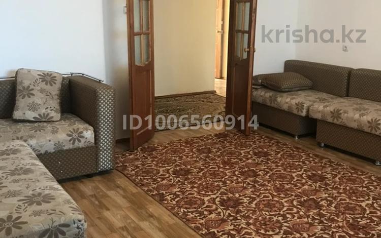 3-бөлмелі пәтер · 90 м² · 4/9 қабат, Физкультурная 9/5, бағасы: 37 млн ₸ в Семее — фото 2