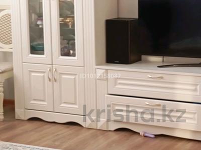3-бөлмелі пәтер · 105 м² · 5/6 қабат, Максута Нарикбаева 5 — возле школы-лицей 79, бағасы: 69.9 млн ₸ в Астане, Нура р-н