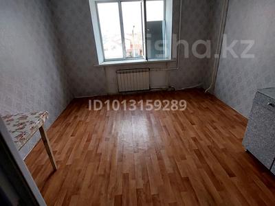 1-бөлмелі пәтер · 14 м² · 3/5 қабат, мкр Шанхай, Чкалина 30 б, бағасы: 2 млн ₸ в Актобе