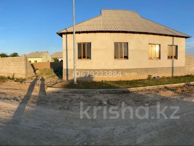 Отдельный дом • 7 комнат • 200 м² • 10 сот., Сыпыра жырау улица за 25 млн 〒 в Туркестане