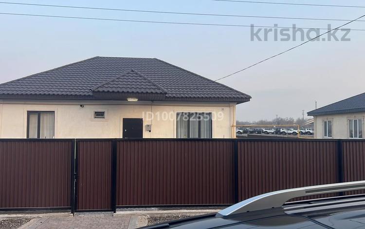 Отдельный дом · 4 комнаты · 110 м² · 6 сот., Карасуйская 228 — Фэмили тоёта центр за 39 млн ₸ в Байсерке — фото 2