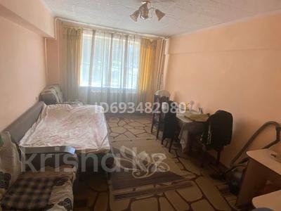 3-комнатная квартира · 67.7 м² · 1/5 этаж, мкр Алатау (ИЯФ), Жетбаева 45 за 35 млн 〒 в Алматы, Медеуский р-н