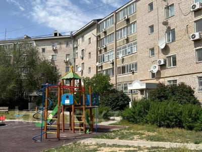 4-бөлмелі пәтер · 142 м² · 4/5 қабат, Сатпаева 42, бағасы: 50 млн ₸ в Атырау