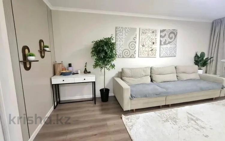 3-комнатная квартира · 56 м² · 1/4 этаж, Уалиханова 13 за 45.5 млн ₸ в Алматы, Медеуский р-н — фото 13
