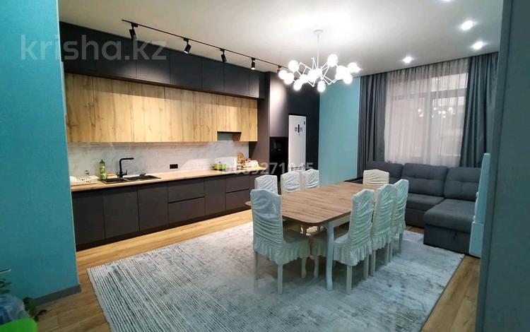 3-комнатная квартира, 74 м², 12/16 этаж, 17-й мкр 23 за 30.5 млн 〒 в Актау, 17-й мкр — фото 2