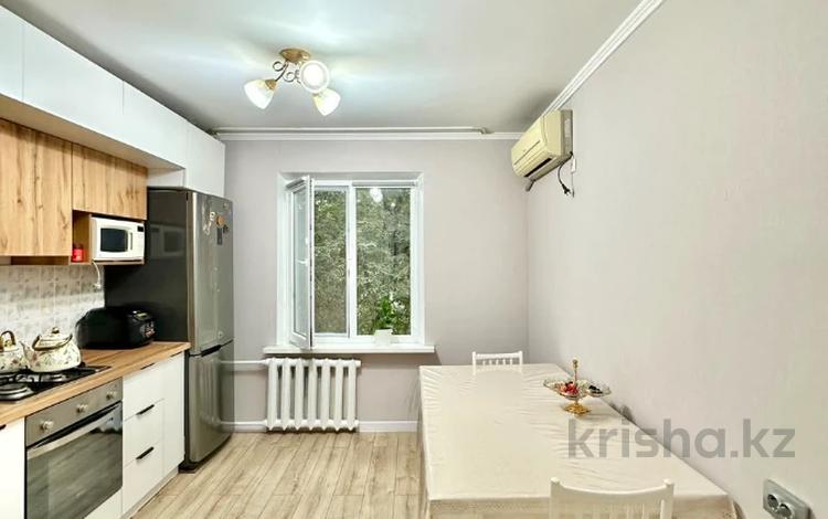 3-бөлмелі пәтер · 73 м² · 5/5 қабат, Мамыр-1 ш/а. 13 — ТОРГ, бағасы: 53 млн ₸ в Алматы, Ауэзовский р-н — фото 25