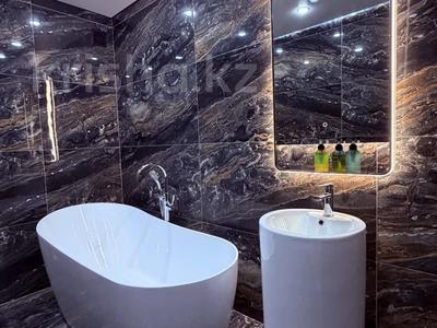 4-комнатная квартира · 120 м² · 2/6 этаж, Сатпаева 48а за 40 000 ₸ в Атырау