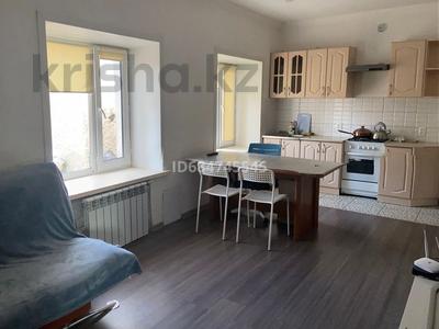 Жеке үй · 2 бөлме · 44 м², мкр Новый Город, Сарсекова 13, бағасы: 140 000 〒 в Караганде, Казыбек би р-н