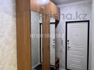2-комнатная квартира · 60 м² · 3/9 этаж, мкр Жетысу-2 42 за 300 000 ₸ в Алматы, Ауэзовский р-н