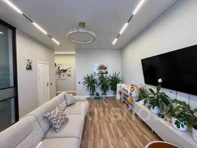 2-комнатная квартира · 71 м² · 10/10 этаж, мкр Юго-Восток, Микрорайон Байкена Ашимова за 41 млн ₸ в Караганде, Казыбек би р-н