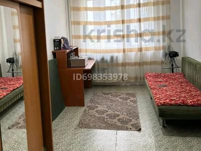 Аренда квартир в Алматы: 2-комнатная квартира · 50 м² · 4/5 этаж, мкр Аксай-1А 10б — Толе би Момышулы за 220 000 〒 2-комнатная квартира · 50 м² · 4/5 этаж, мкр Аксай-1А 10б — Толе би Момышулы за 220 000 〒 в Алматы, Ауэзовский р-н
