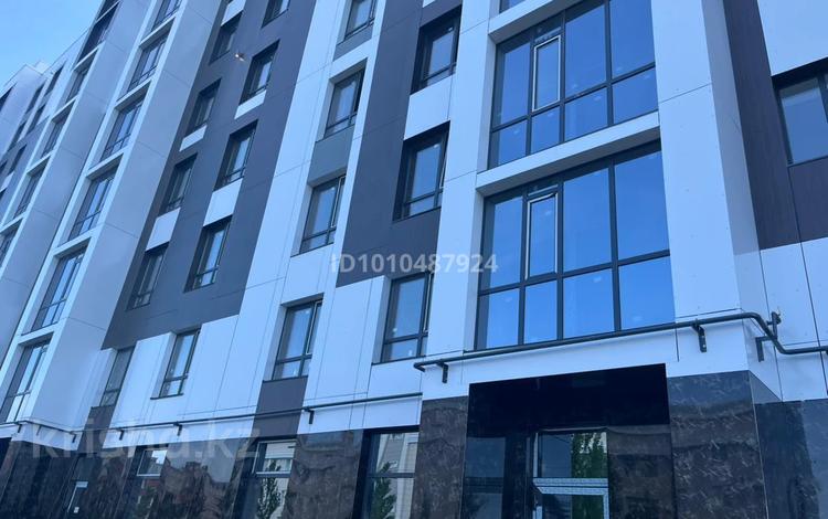 3-бөлмелі пәтер · 80 м² · 6/9 қабат, Мкр-н Северо-Западный 235, бағасы: 38 млн ₸ в Костанае — фото 7