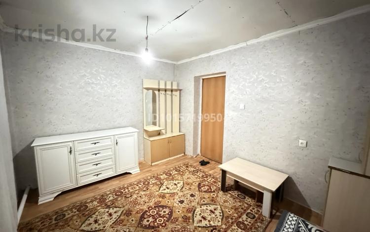 1 бөлме · 15 м² · 1/2 қабат, Диваева — Конституция, бағасы: 40 000 ₸ в Астане, Сарыарка р-н — фото 2