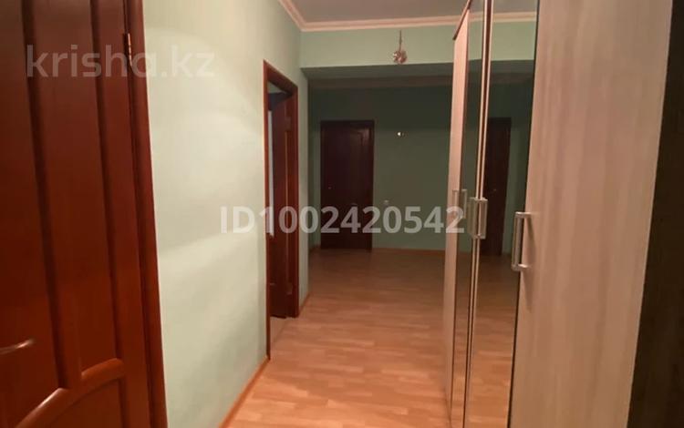 2-бөлмелі пәтер · 70 м² · 5/5 қабат, мкр Нурсая, Рысбая Габдиева 36, бағасы: 150 000 ₸ в Атырау — фото 17