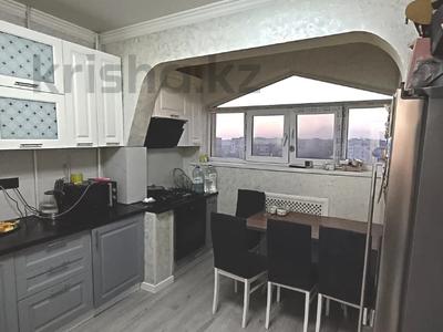 Продажа квартир в Алматы: 3-комнатная квартира · 70.5 м² · 8/9 этаж, мкр Аксай-4 — жубанова за 41 млн 〒 3-комнатная квартира · 70.5 м² · 8/9 этаж, мкр Аксай-4 — жубанова за 41 млн 〒 в Алматы, Ауэзовский р-н