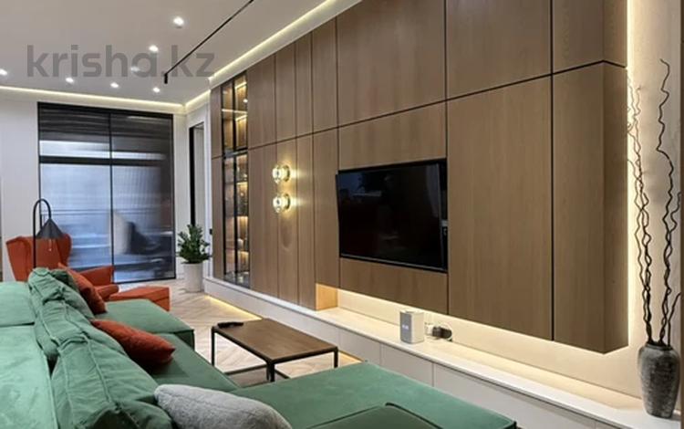 4-комнатная квартира · 192.5 м² · 1/3 этаж, Ондасынова 1/1 за 535 млн 〒 в Алматы, Медеуский р-н — фото 2