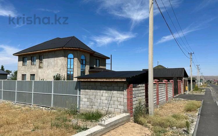 Отдельный дом · 7 комнат · 252 м² · 10 сот., Амангельды 87 за 55 млн 〒 в Талдыкоргане, мкр Жастар — фото 2
