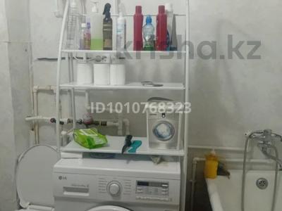 1-комнатная квартира · 37 м² · 4/5 этаж, Майкудук, 14й микрорайон 44 за 7 млн ₸ в Караганде, Алихана Бокейханова р-н