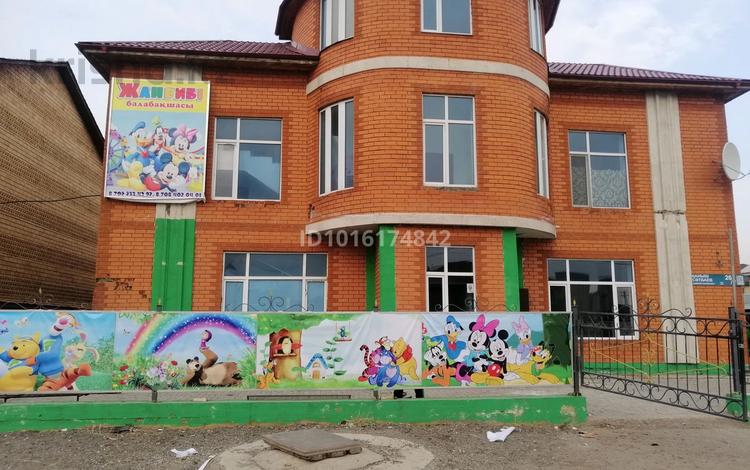 Отдельный дом · 7 комнат · 730 м² · 10 сот., Қаныш Сатпаев 26/7 за 1.4 млн ₸ в Астане, Алматы р-н — фото 2