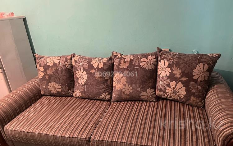 1-бөлмелі пәтер · 12 м² · 1/4 қабат, мкр №6 55 — Общежитие, бағасы: 100 000 ₸ в Алматы, Ауэзовский р-н — фото 4
