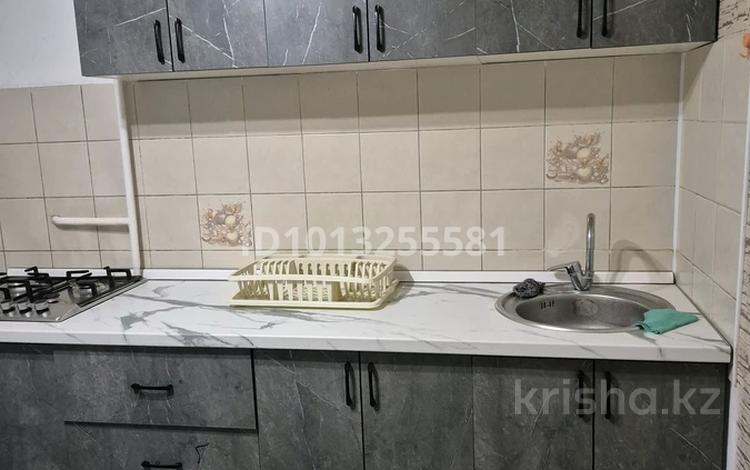 2-бөлмелі пәтер · 52 м² · 1/5 қабат, мкр Таугуль 43, бағасы: 300 000 ₸ в Алматы, Ауэзовский р-н — фото 2